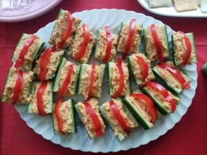 Hummus Cucumber Cups
